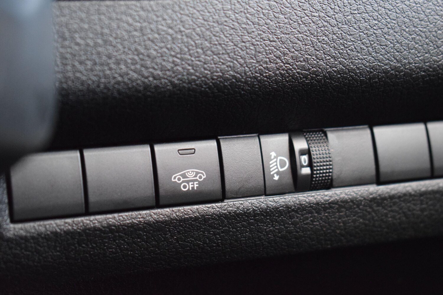 Used Peugeot Traveller 2020 for sale - 77358854: Photo 38