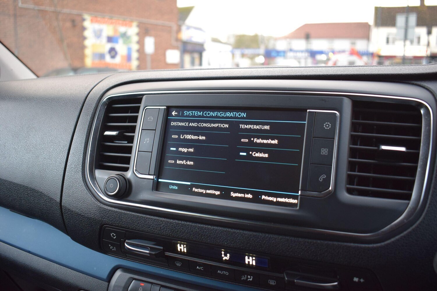 Used Peugeot Traveller 2020 for sale - 77358854: Photo 41