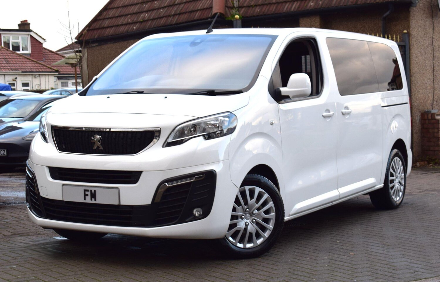 Used Peugeot Traveller 2020 for sale - 77358854: Photo 43