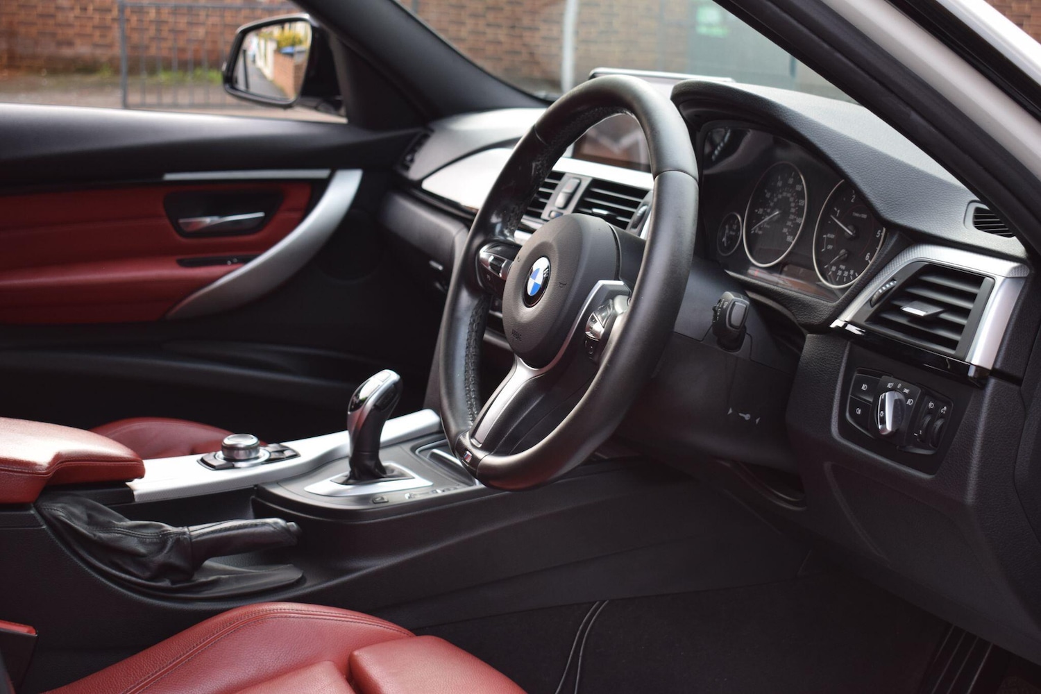 Used BMW 3 Series 2015 for sale - 76849940: Photo 5