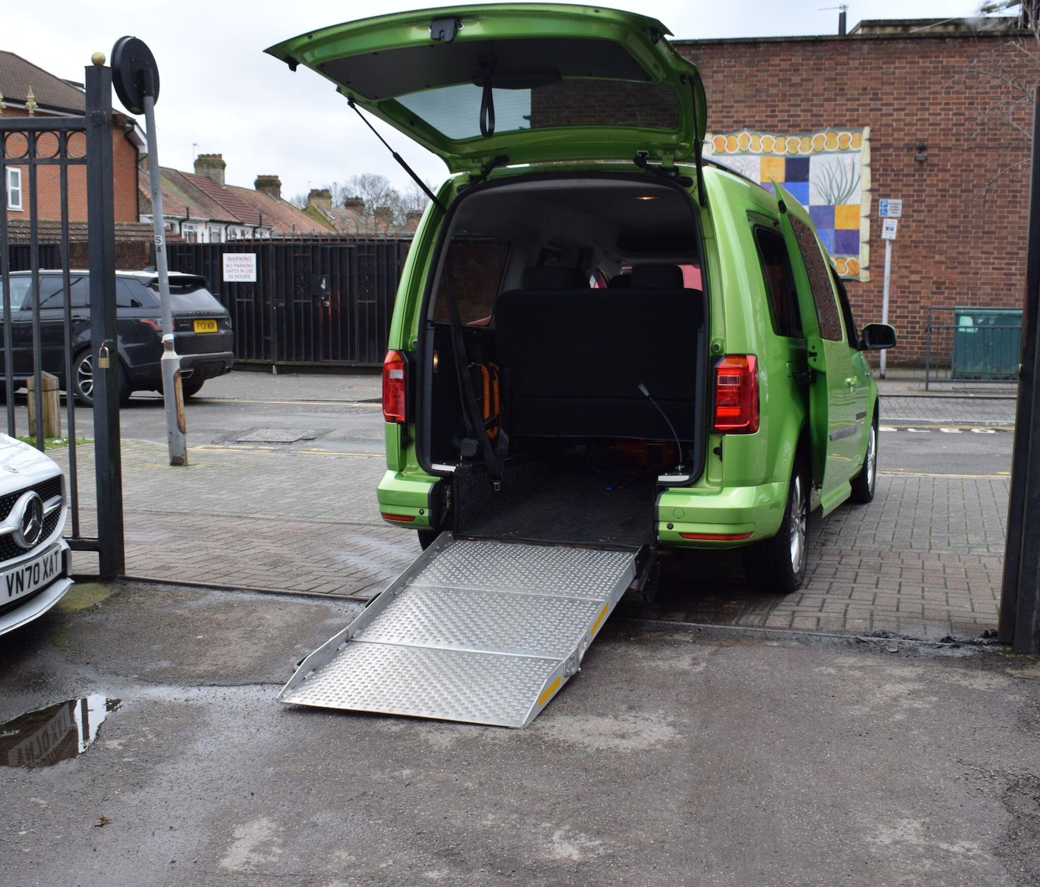 Used Volkswagen Caddy Maxi Life 2017 for sale - 77278635: Photo 12