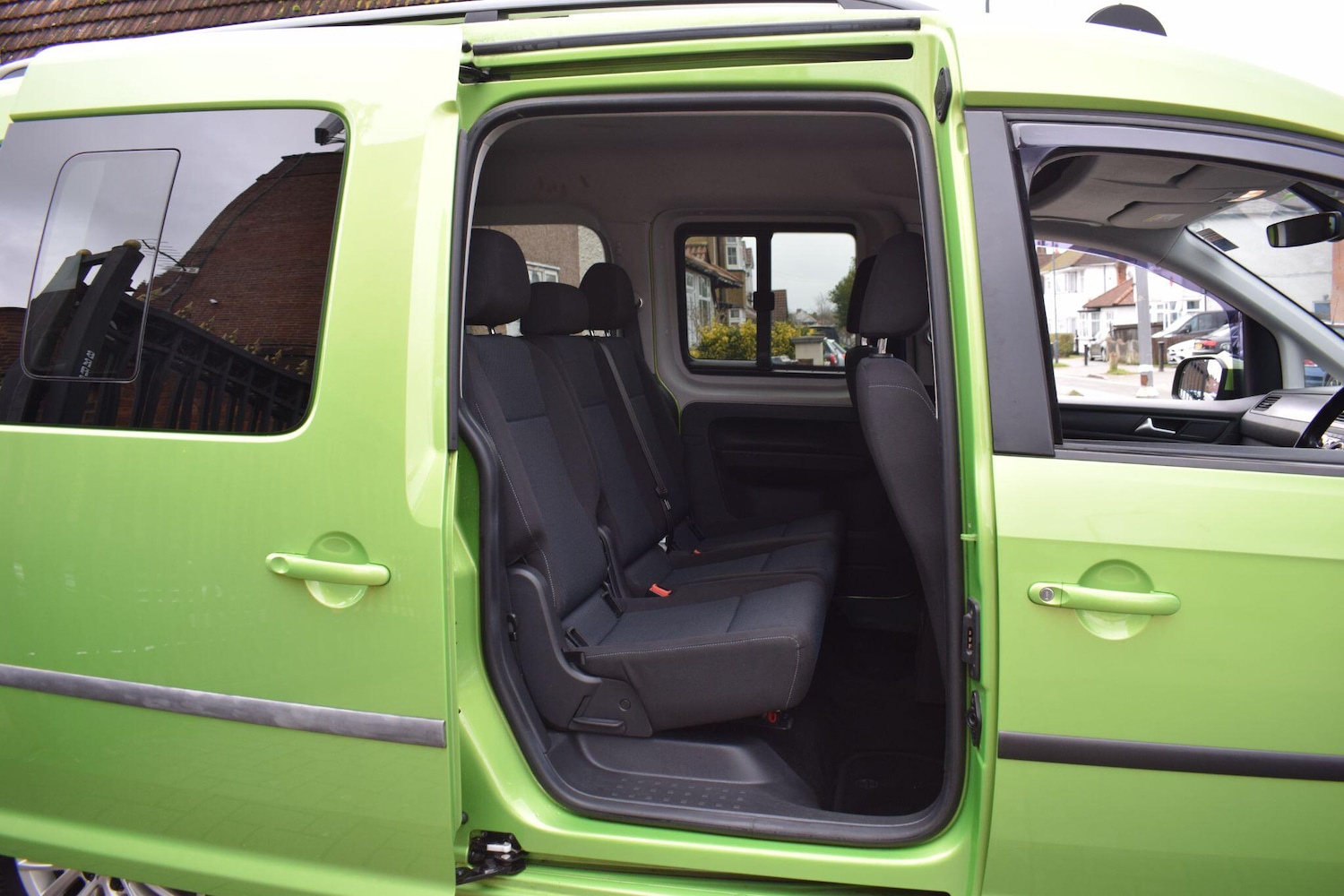 Used Volkswagen Caddy Maxi Life 2017 for sale - 77278635: Photo 16