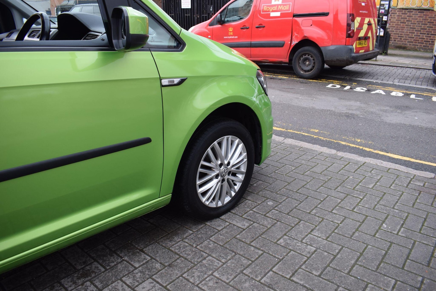 Used Volkswagen Caddy Maxi Life 2017 for sale - 77278635: Photo 29