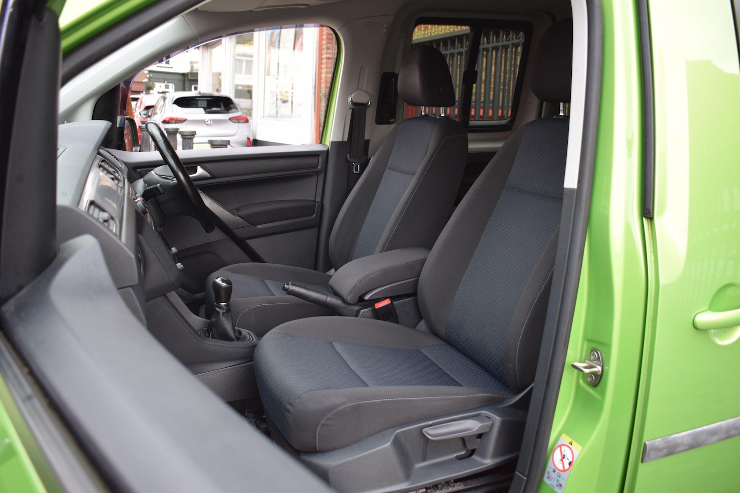 Used Volkswagen Caddy Maxi Life 2017 for sale - 77278635: Photo 35