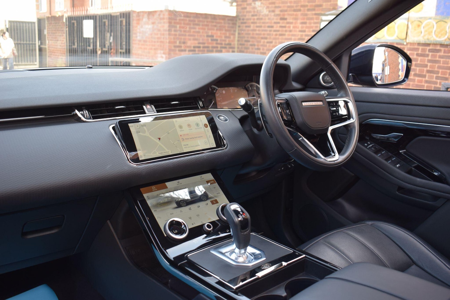 Used Land Rover Range Rover Evoque 2022 for sale - 78170372: Photo 2