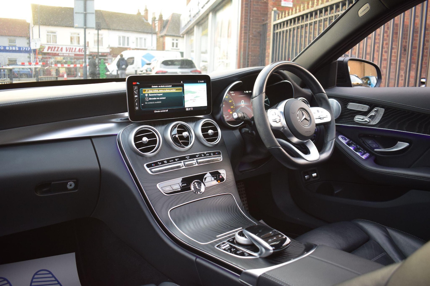 Used Mercedes-Benz C Class 2021 for sale - 77345628: Photo 2