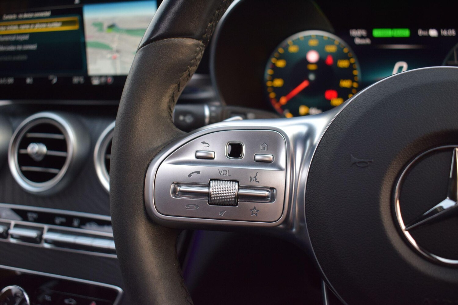 Used Mercedes-Benz C Class 2021 for sale - 77345628: Photo 35