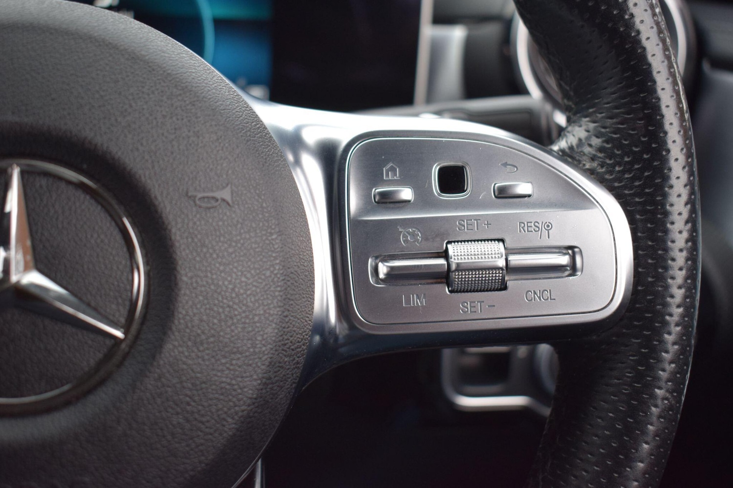Used Mercedes-Benz CLA 2020 for sale - 76000925: Photo 26