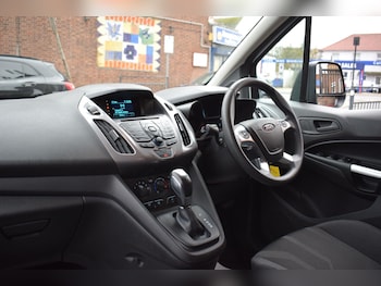 Used Ford Grand Tourneo Connect 2019 for sale - 76727308: Photo