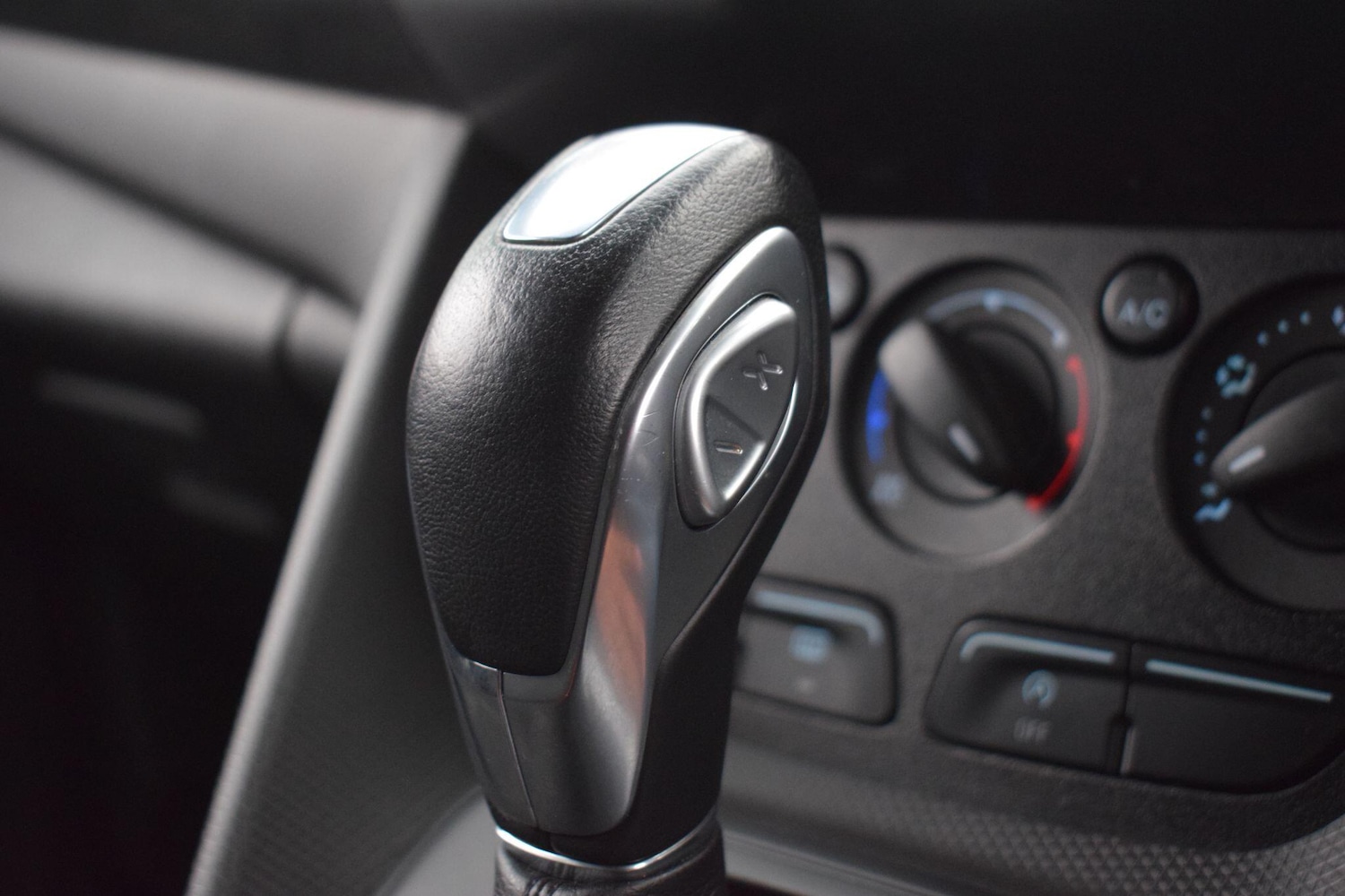 Used Ford Grand Tourneo Connect 2019 for sale - 76727308: Photo 32