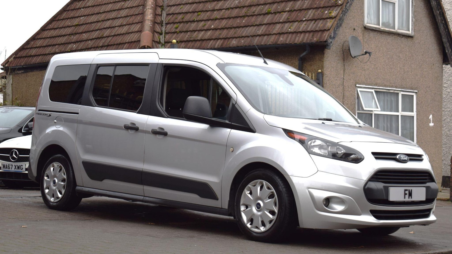 Used Ford Grand Tourneo Connect 2019 for sale - 76727308: Photo 34