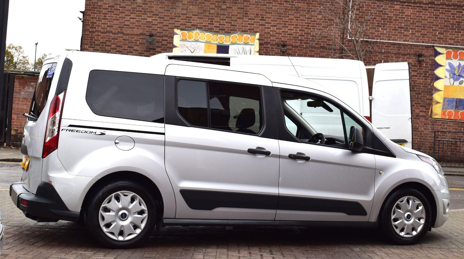 Used Ford Grand Tourneo Connect 2019 for sale - 76727308: Photo 37