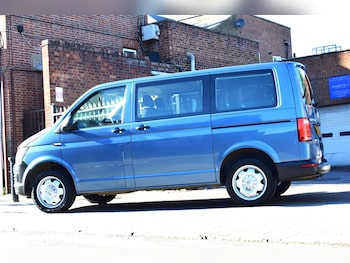 Used Volkswagen Transporter Shuttle 2019 for sale - 76189252: Photo