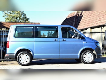 Used Volkswagen Transporter Shuttle 2019 for sale - 76189252: Photo