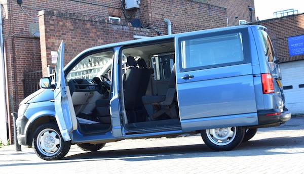 Used Volkswagen Transporter Shuttle 2019 for sale - 76189252: Photo 6