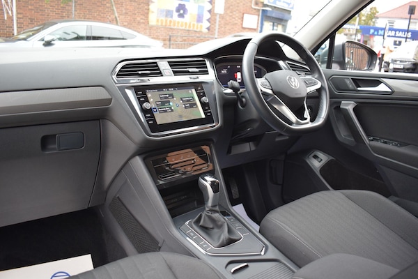Used Volkswagen Tiguan Allspace 2022 for sale - 76239604: Photo 2