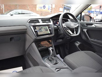 Used Volkswagen Tiguan Allspace 2022 for sale - 76239604: Photo 2