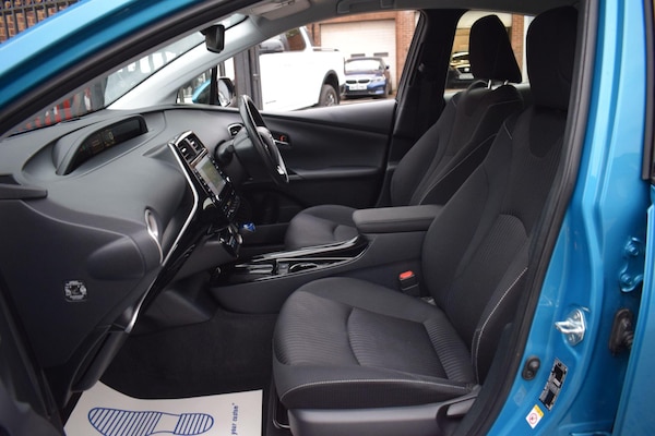 Used Toyota Prius 2020 for sale - 76306774: Photo 9
