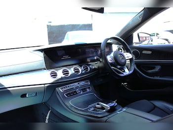Used Mercedes-Benz E Class 2019 for sale - 79132663: Photo