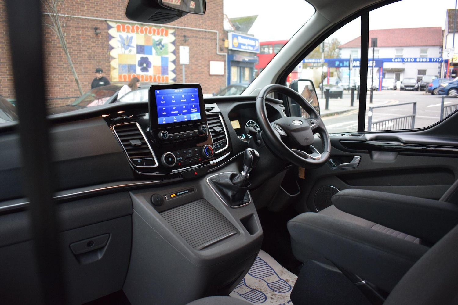 Used Ford Tourneo Custom 2022 for sale - 76562185: Photo 2