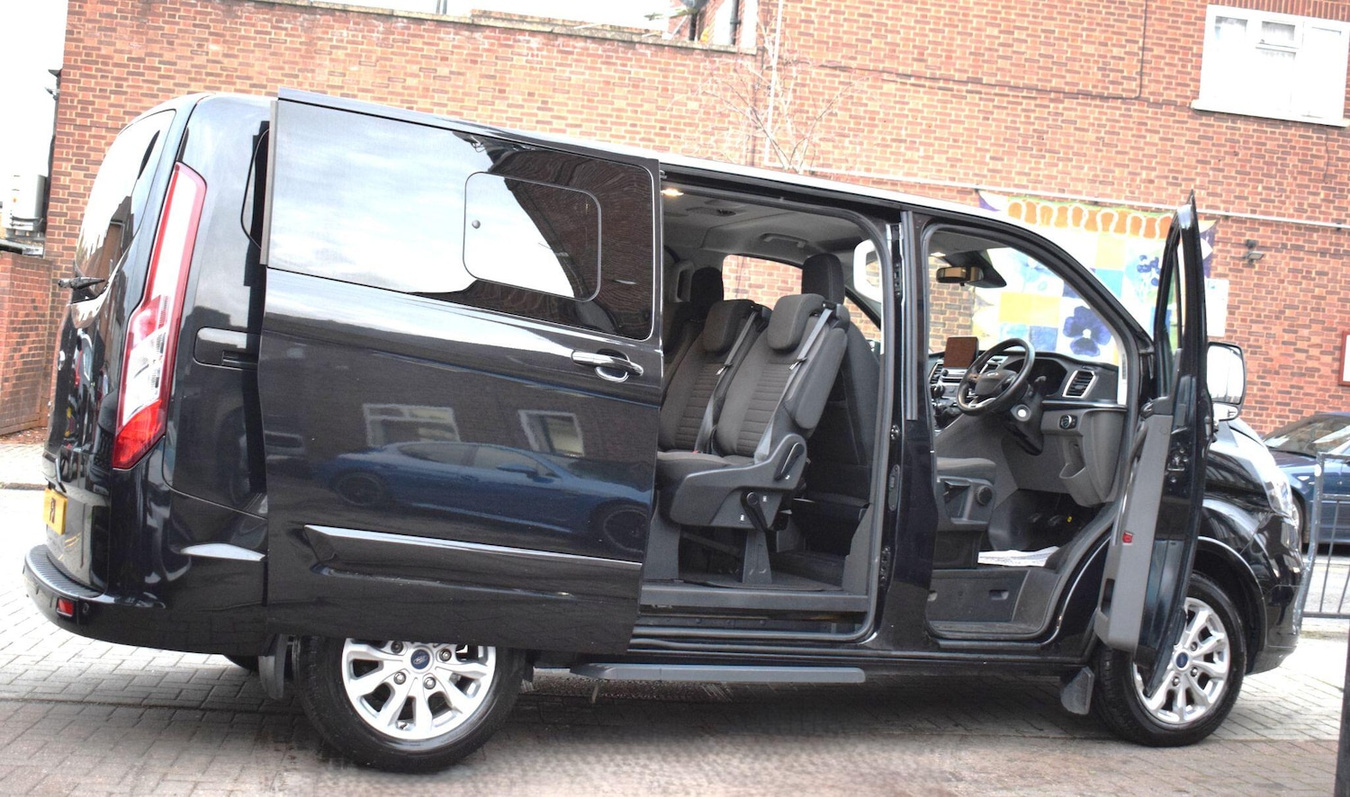 Used Ford Tourneo Custom 2022 for sale - 76562185: Photo 23