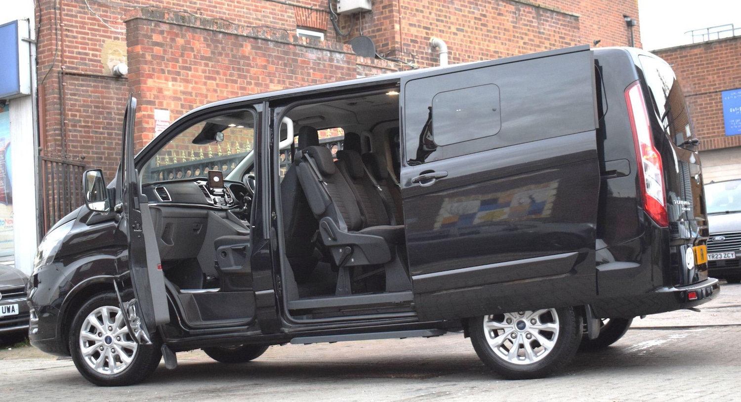 Used Ford Tourneo Custom 2022 for sale - 76562185: Photo 7