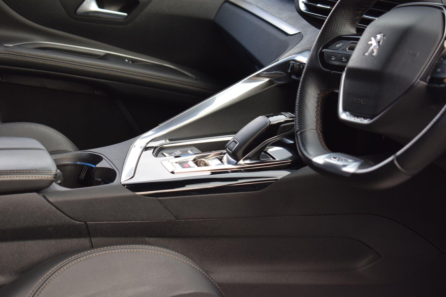 Used Peugeot 5008 2022 for sale - 76473718: Photo 22