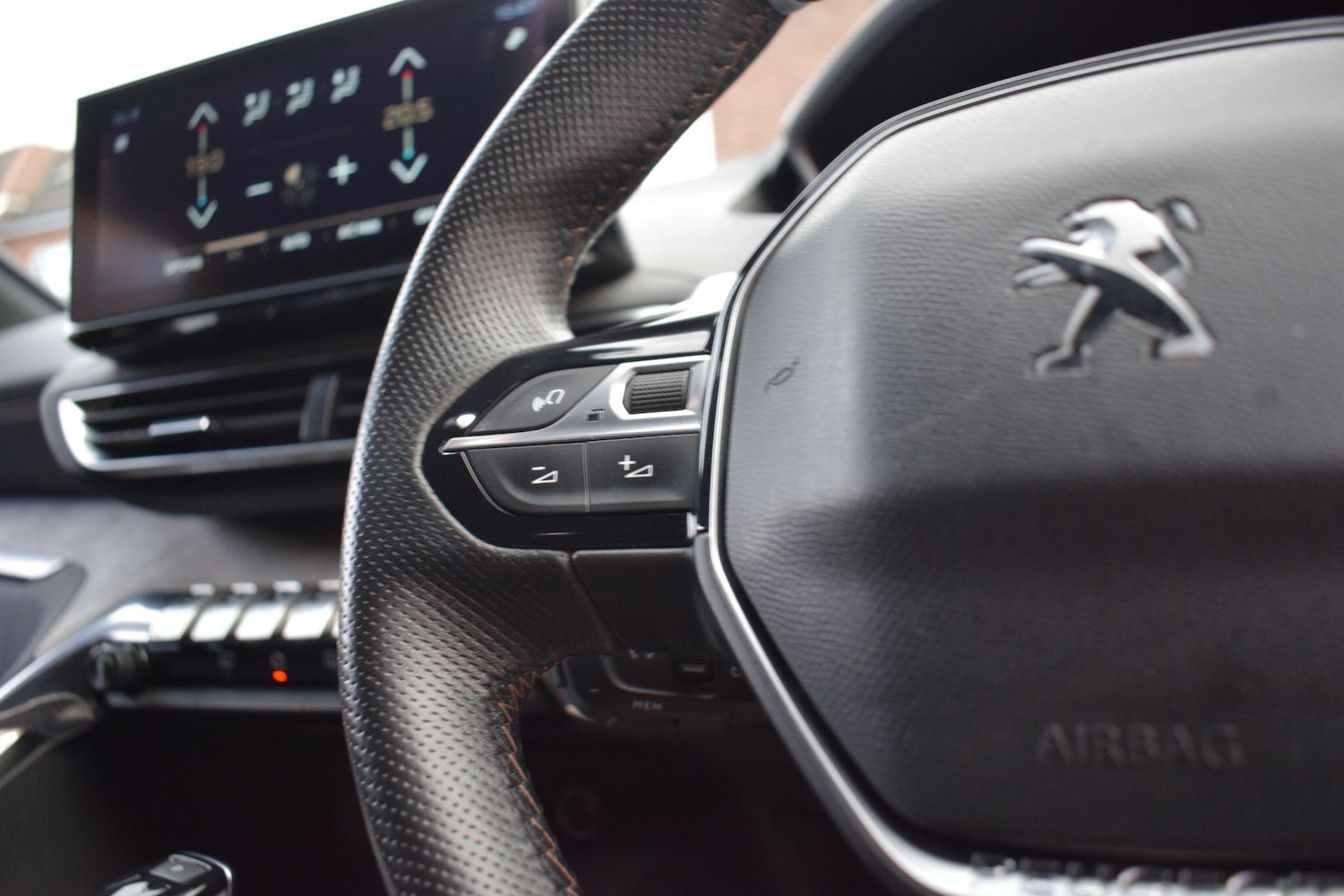 Used Peugeot 5008 2022 for sale - 76473718: Photo 25