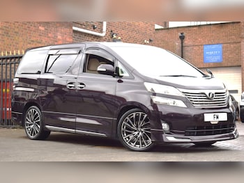 Used Toyota Estima 2010 for sale - 77144517: Photo