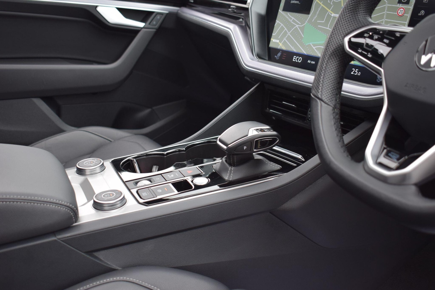 Used Volkswagen Touareg 2023 for sale - 77612197: Photo 26