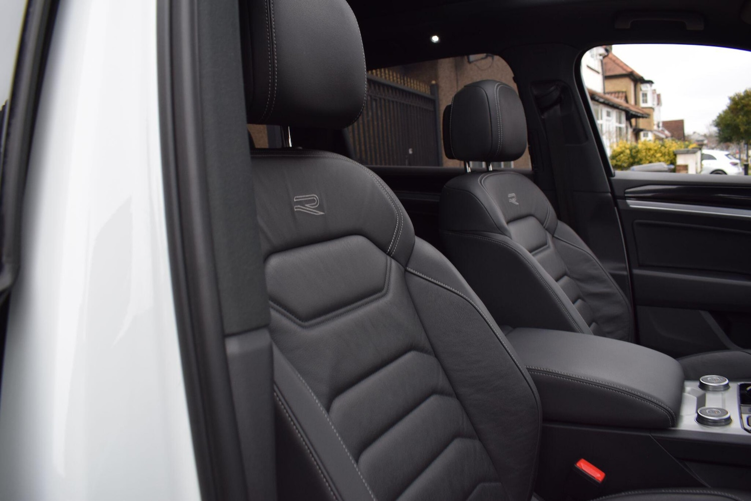 Used Volkswagen Touareg 2023 for sale - 77612197: Photo 27