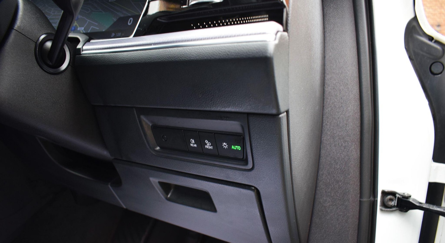 Used Volkswagen Touareg 2023 for sale - 77612197: Photo 32