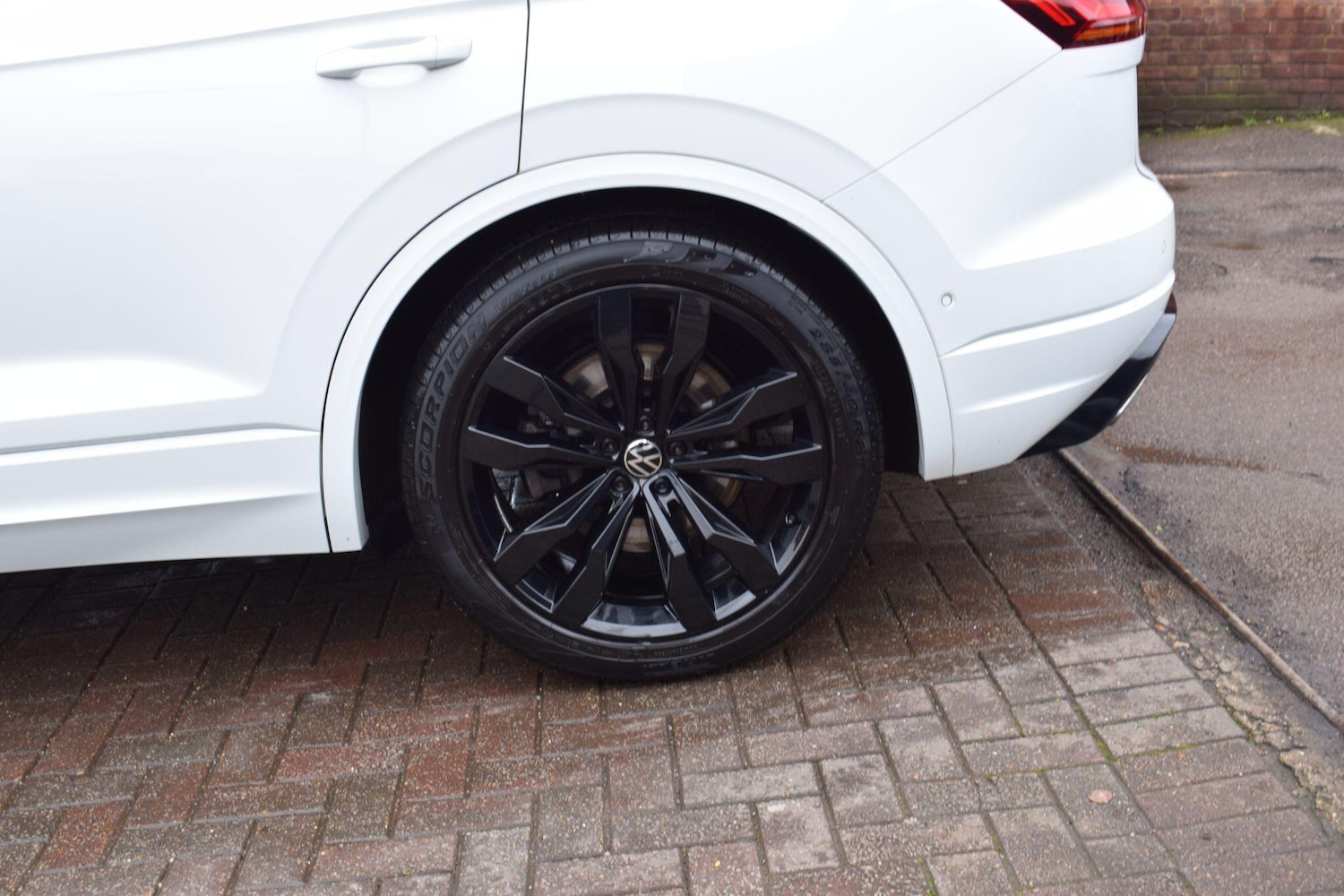 Used Volkswagen Touareg 2023 for sale - 77612197: Photo 37