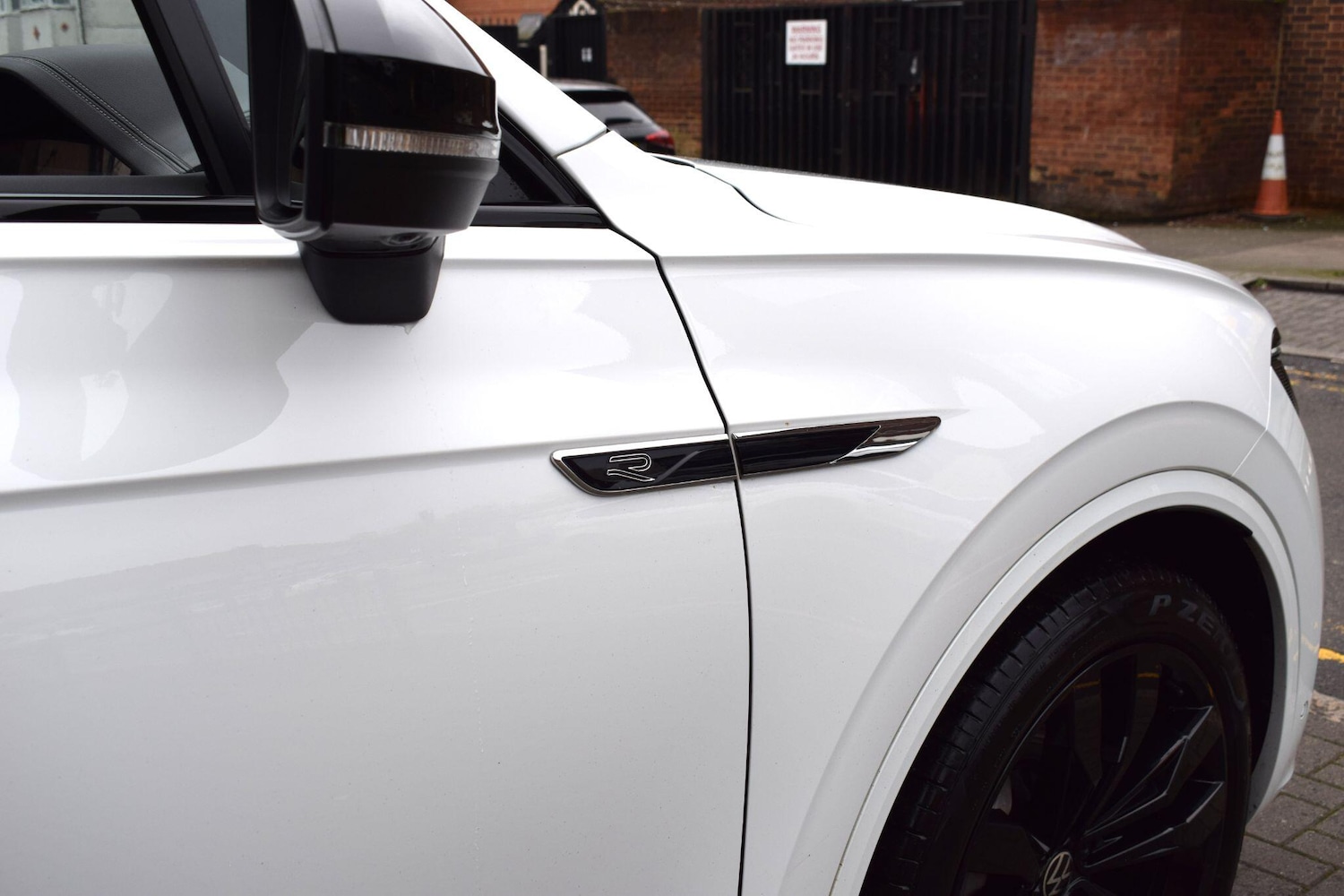 Used Volkswagen Touareg 2023 for sale - 77612197: Photo 41