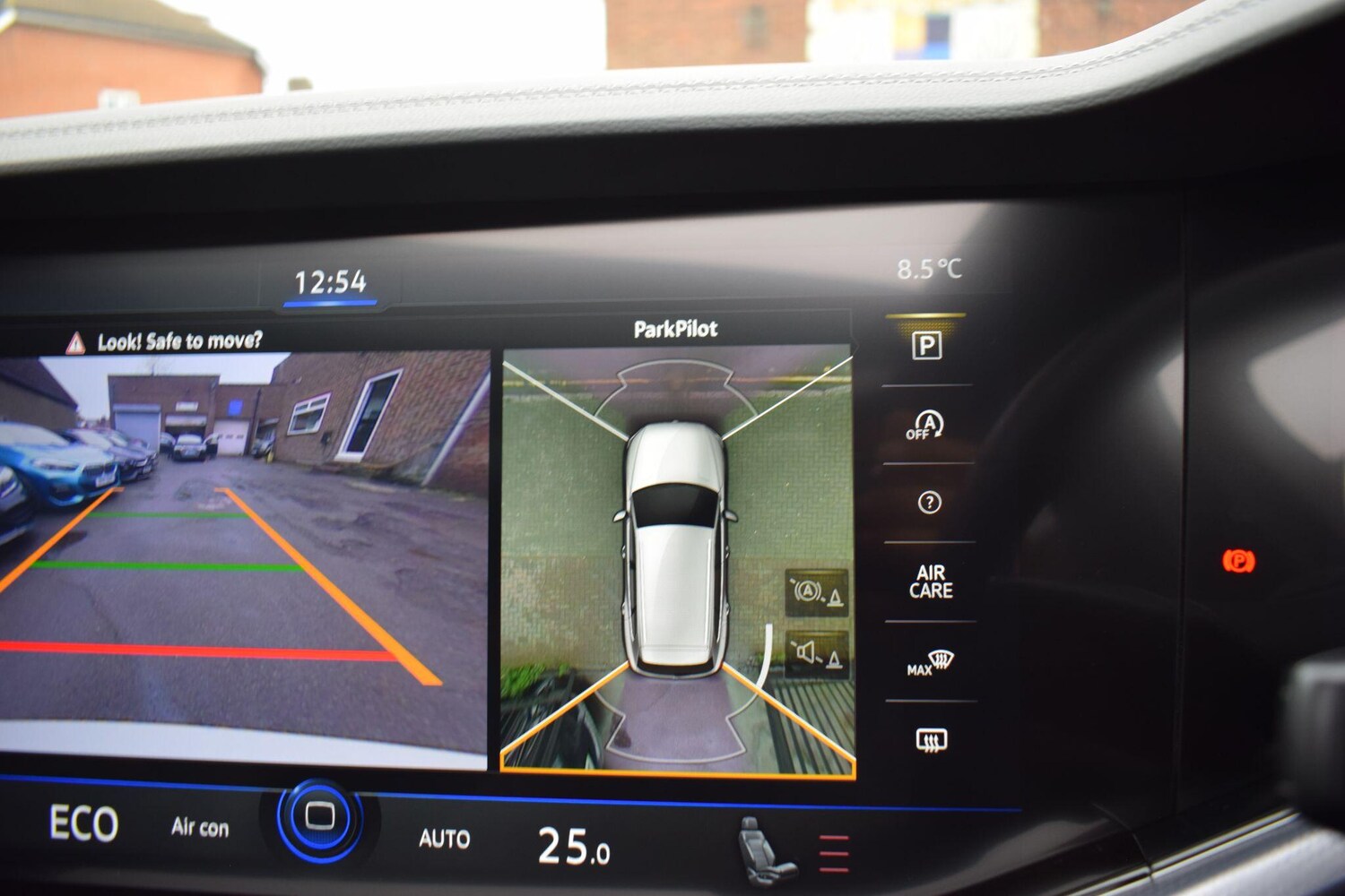 Used Volkswagen Touareg 2023 for sale - 77612197: Photo 60