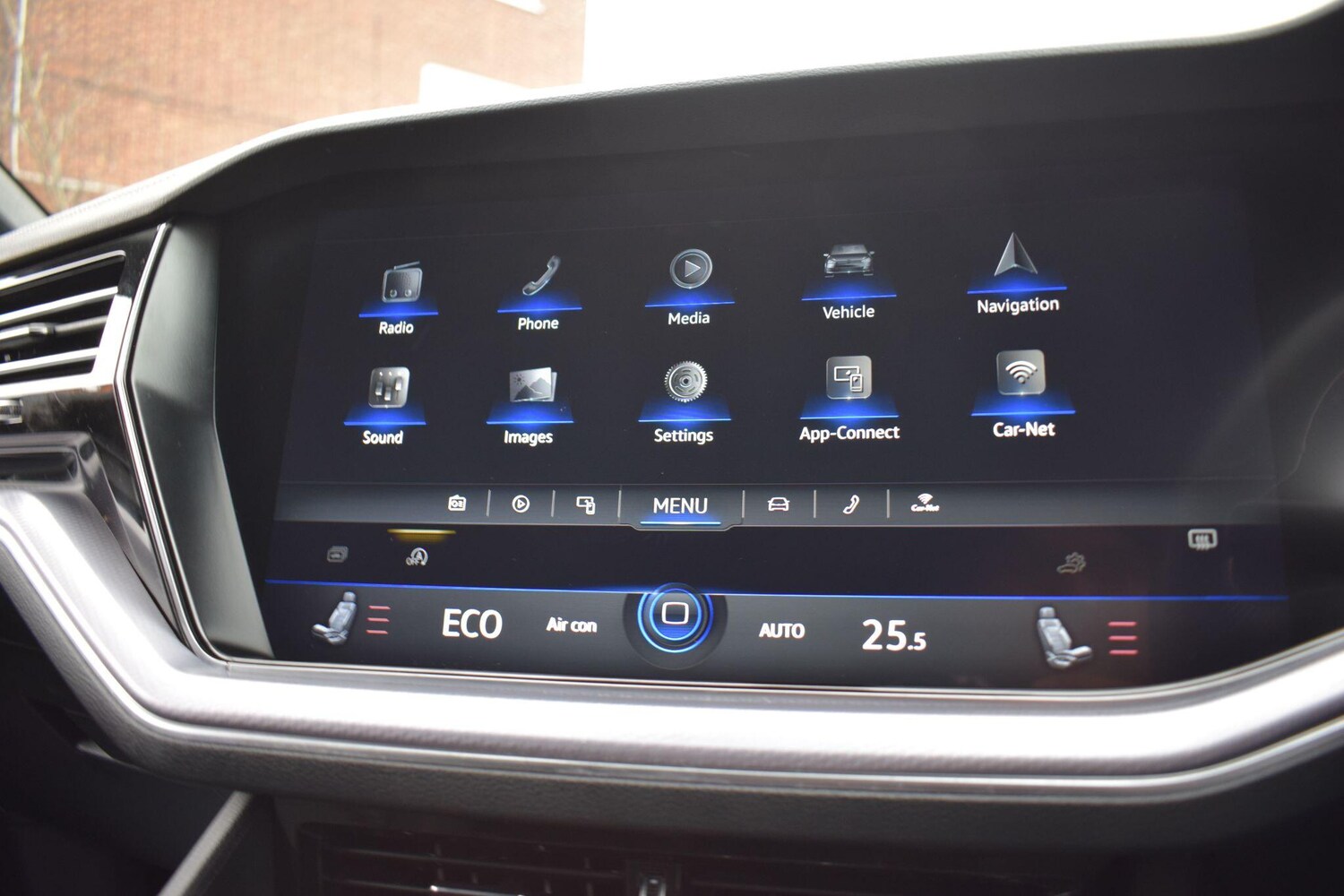 Used Volkswagen Touareg 2023 for sale - 77612197: Photo 83