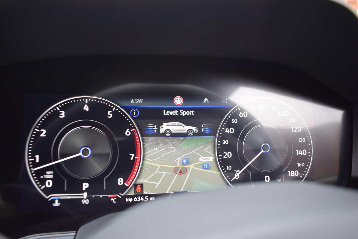 Used Volkswagen Touareg 2023 for sale - 77612197: Photo 85