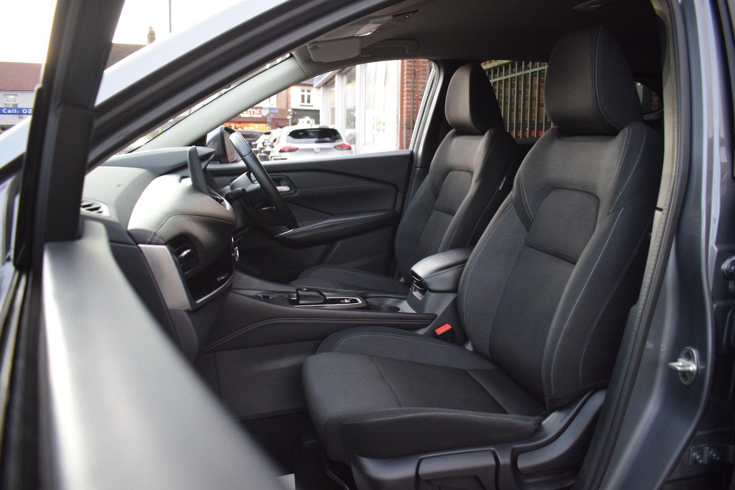 Used Nissan Qashqai for sale - 77174401: Photo 8