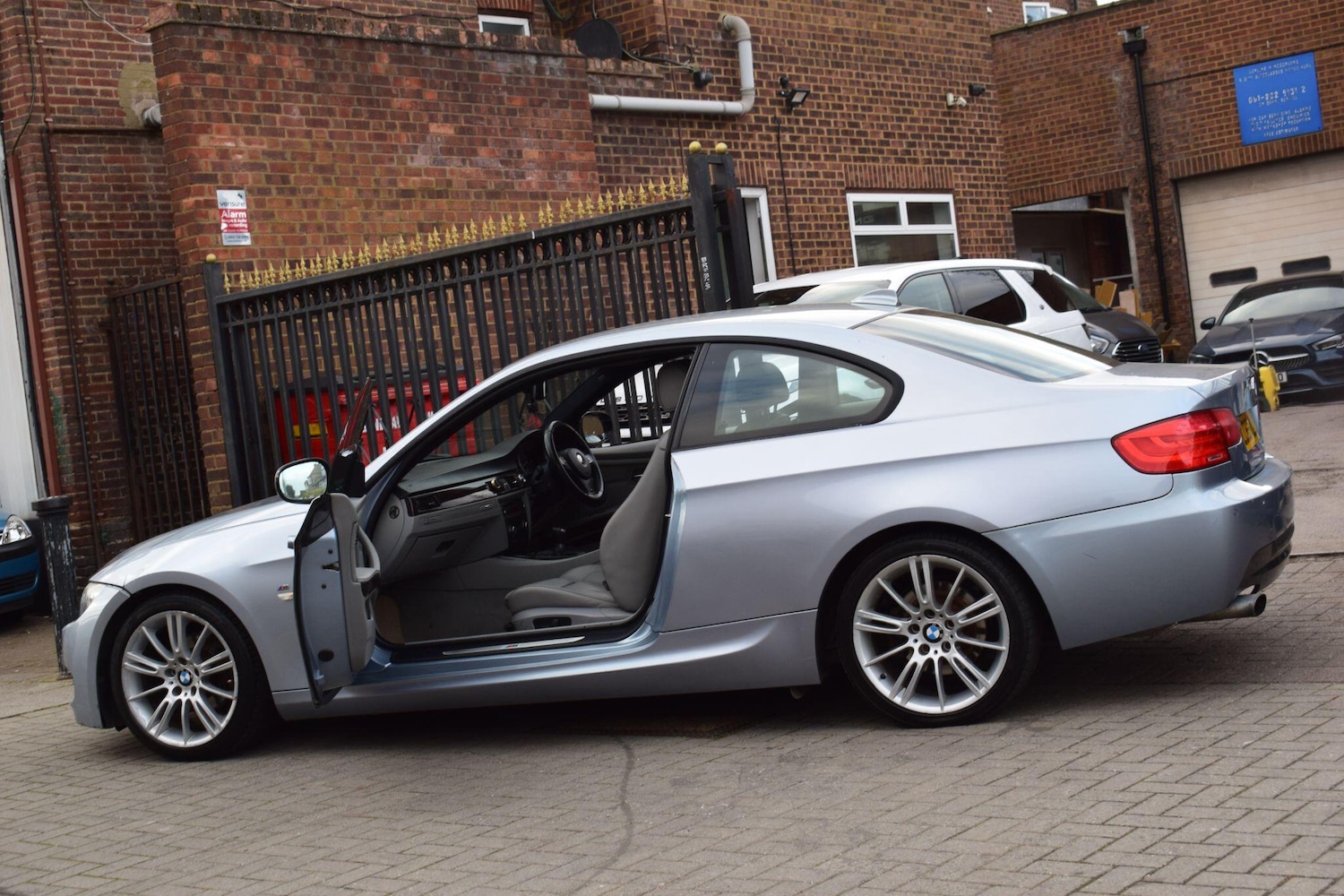 Used BMW 3 Series 2010 for sale - 78072554: Photo 5