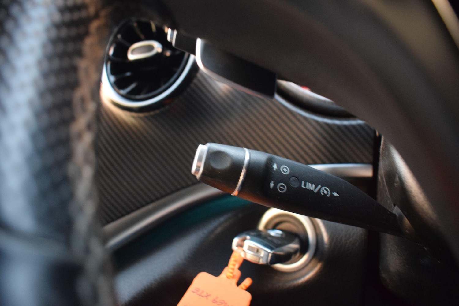 Used Mercedes-Benz V-Class 2023 for sale - 76781701: Photo 29