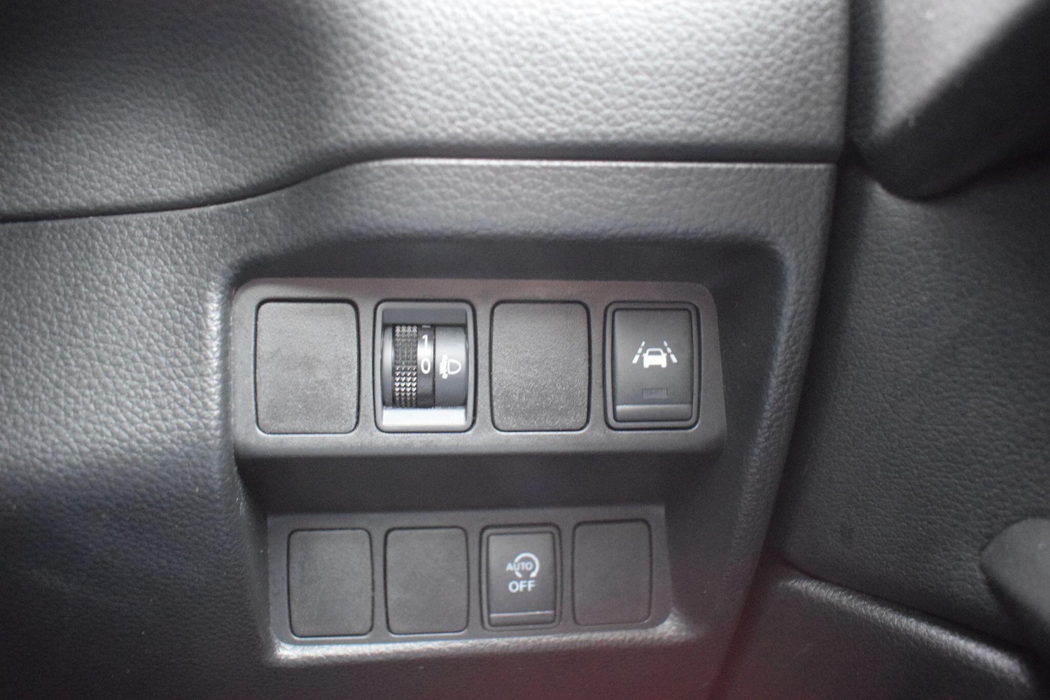 Used Nissan Qashqai 2018 for sale - 76440492: Photo 35