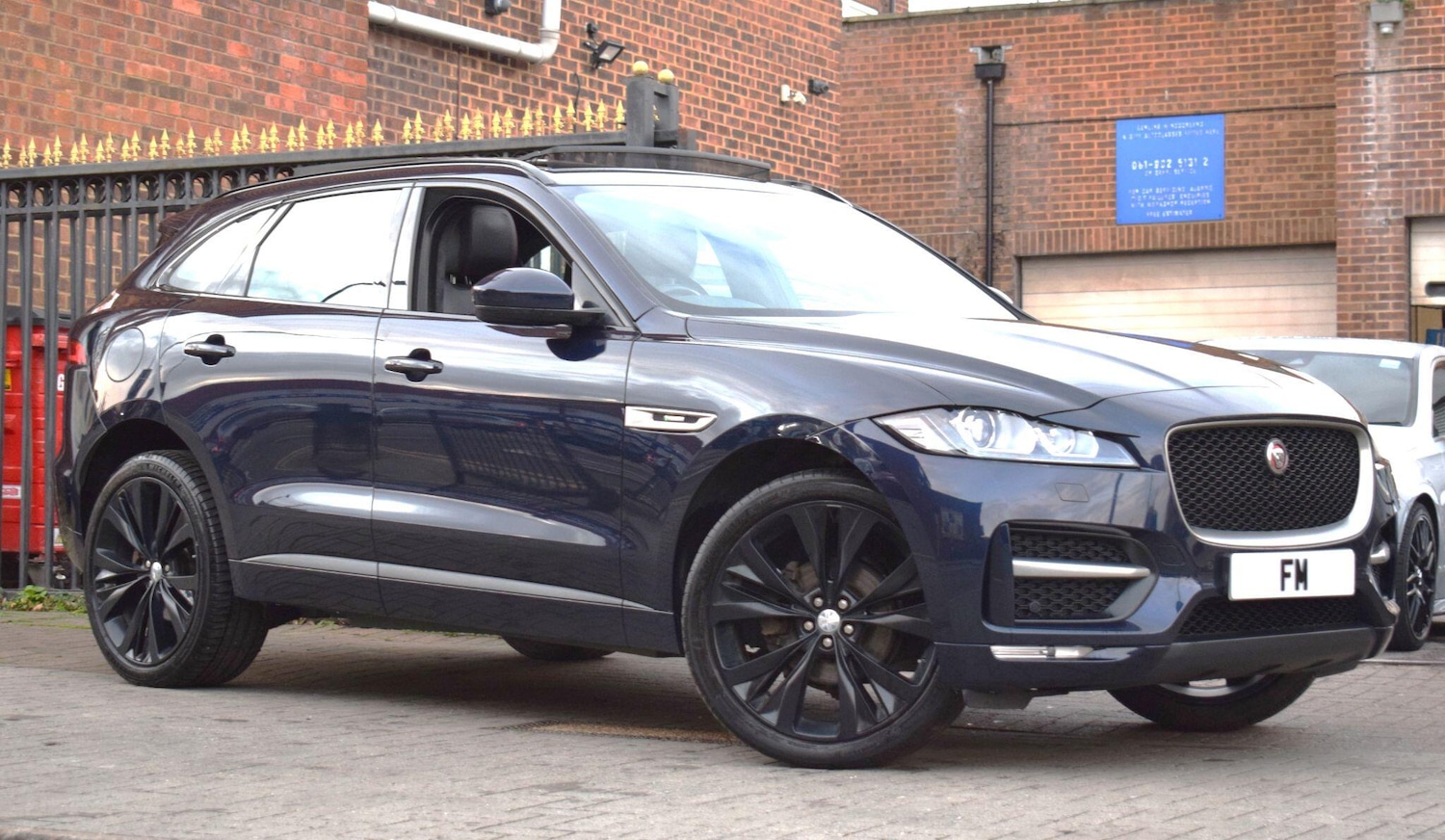 Used Jaguar F-Pace for sale - 76499901: Photo 1