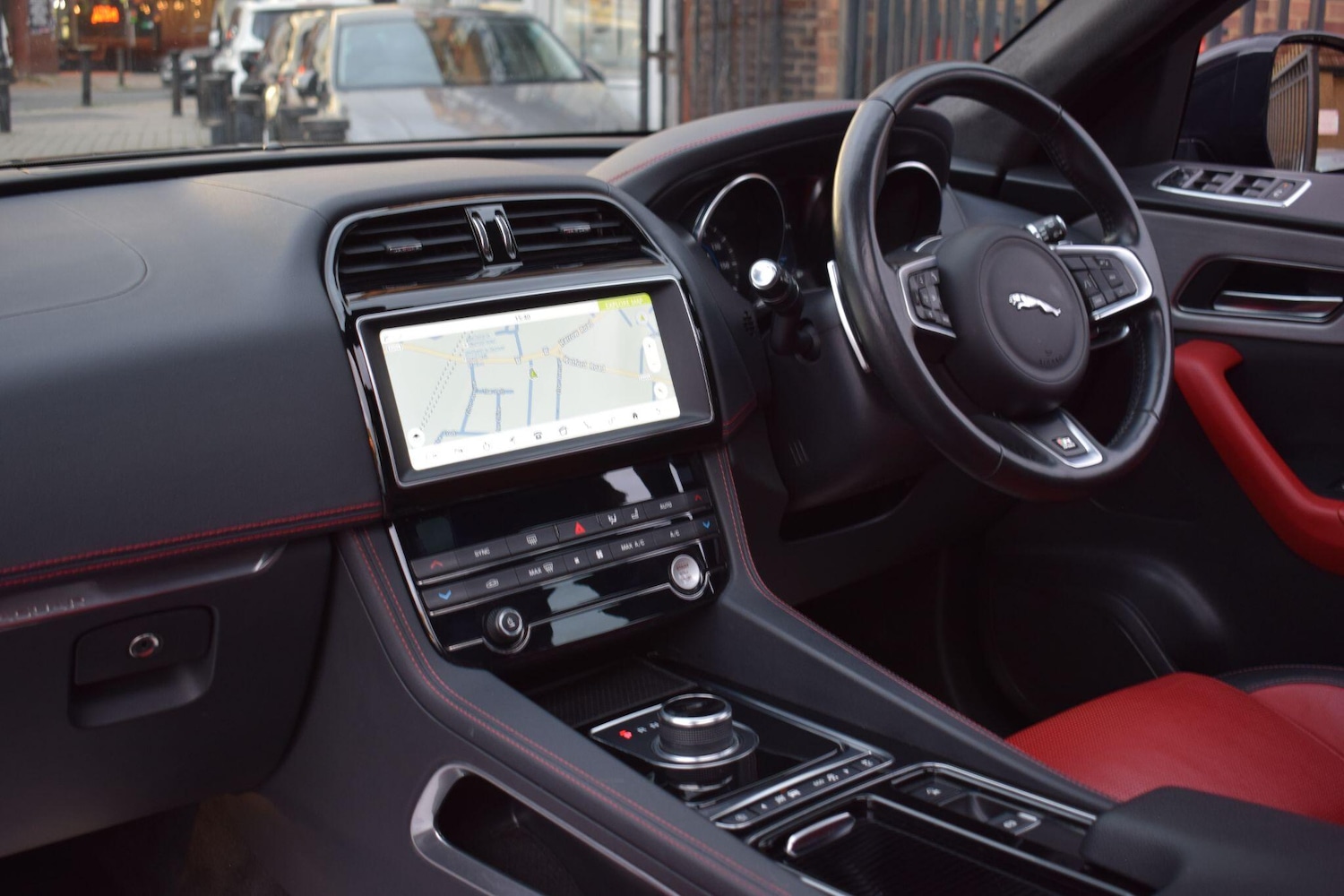 Used Jaguar F-Pace for sale - 76499901: Photo 29