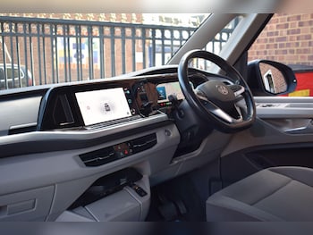 Used Volkswagen Multivan 2022 for sale - 78115057: Photo