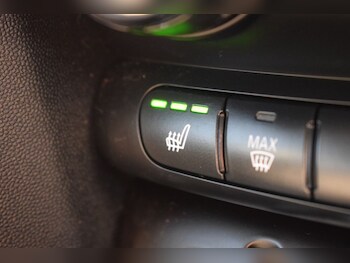 Used MINI Hatch 2021 for sale - 77747971: Photo