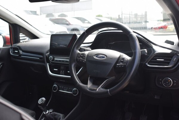 Used Ford Fiesta 2017 for sale - 75176100: Photo 3