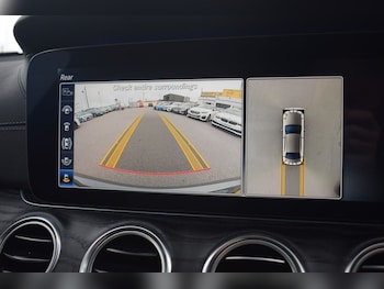 Used Mercedes-Benz E-Class 2019 for sale - 75359385: Photo