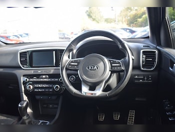 Used Kia Sportage 2018 for sale - 75765537: Photo