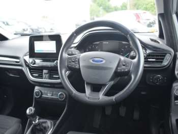 Used Ford Fiesta 2017 for sale - 75176136: Photo