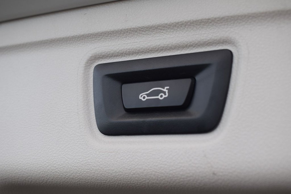 Used BMW 3 Series 2021 for sale - 76910514: Photo 16